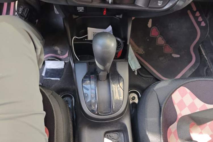 Used Honda Fit 2014 1.5L LX CVT Comfort Model Gear Lever