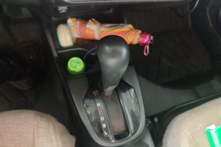 Used Honda Fit 2014 1.5L LX CVT Comfort Model Gear Lever