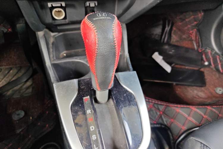 Used Honda Fit 2014 1.5L LX CVT Comfort Model Gear Lever