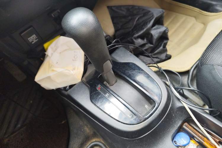 Used Honda Fit 2014 1.5L LX CVT Comfort Model Gear Lever