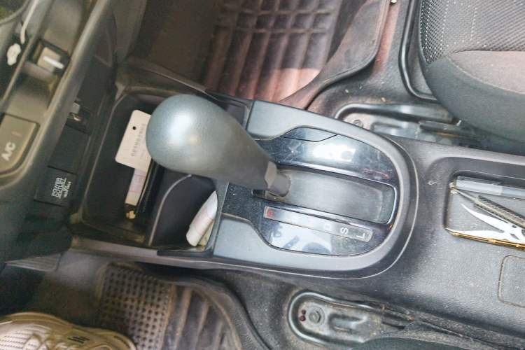 Used Honda Fit 2014 1.5L LX CVT Comfort Model Gear Lever
