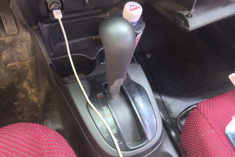 Used Honda Fit 2014 1.5L LX CVT Comfort Model Gear Lever