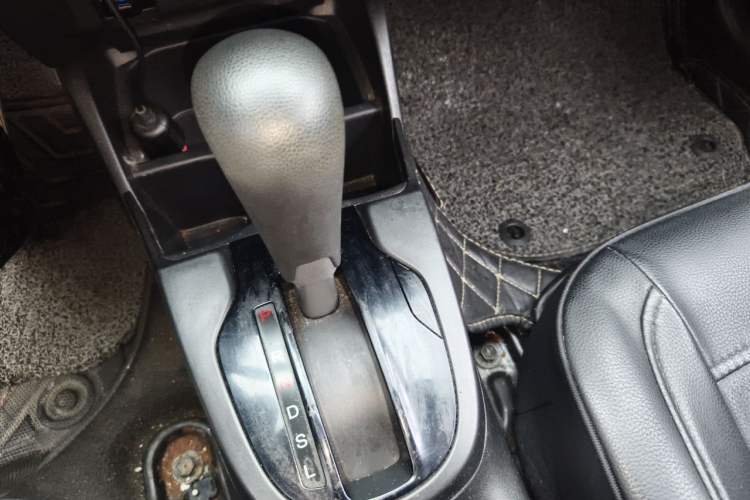 Used Honda Fit 2014 1.5L LX CVT Comfort Model Gear Lever