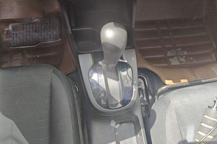 Used Honda Fit 2014 1.5L LX CVT Comfort Model Gear Lever