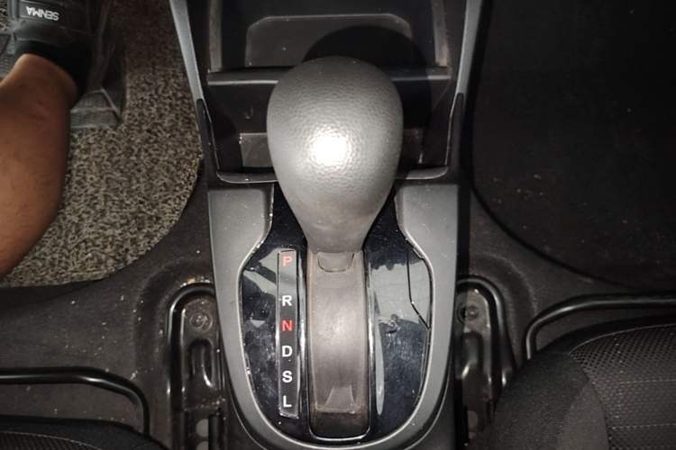 Used Honda Fit 2014 1.5L LX CVT Comfort Model Gear Lever