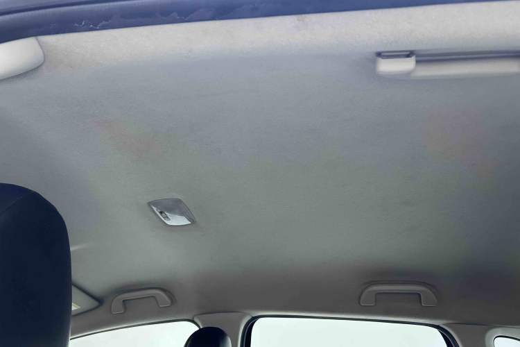 Used Honda Fit 2014 1.5L LX CVT Comfort Model Headliner