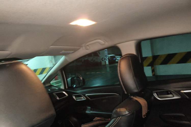 Used Honda Fit 2014 1.5L LX CVT Comfort Model Headliner