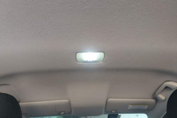 Used Honda Fit 2014 1.5L LX CVT Comfort Model Headliner