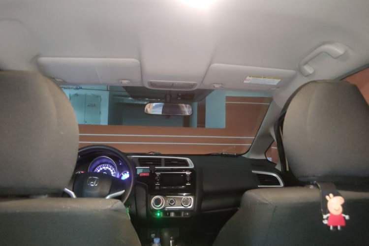 Used Honda Fit 2014 1.5L SE CVT Fashion Model Headliner