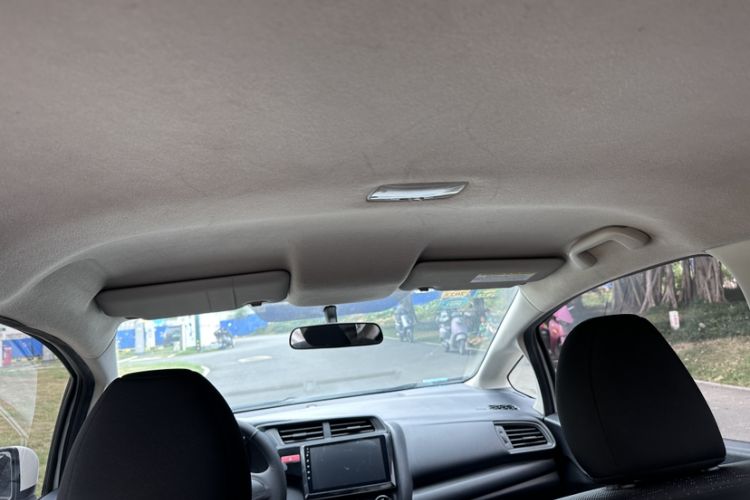 Used Honda Fit 2014 1.5L LX CVT Comfort Model Headliner