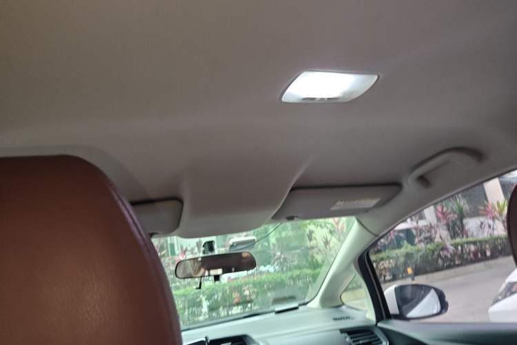 Used Honda Fit 2014 1.5L LX CVT Comfort Model Headliner