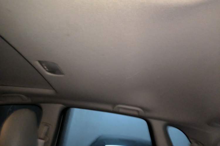 Used Honda Fit 2014 1.5L EX CVT Elite Model Headliner