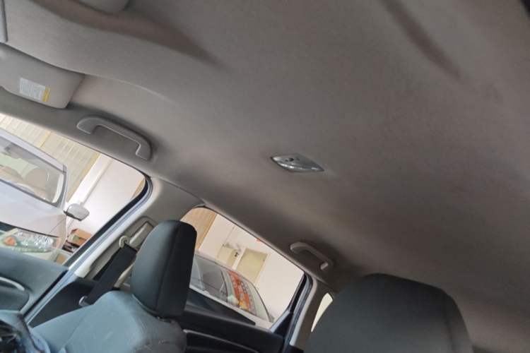 Used Honda Fit 2014 1.5L SE CVT Fashion Model Headliner