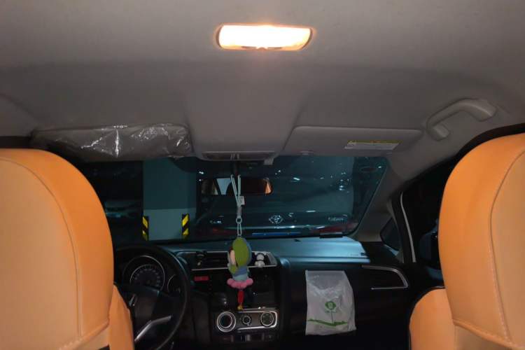 Used Honda Fit 2014 1.5L SE CVT Fashion Model Headliner