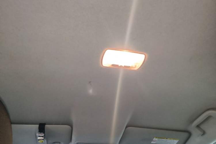 Used Honda Fit 2014 1.5L SE CVT Fashion Model Headliner