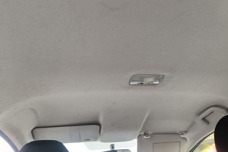 Used Honda Fit 2014 1.5L LX CVT Comfort Model Headliner