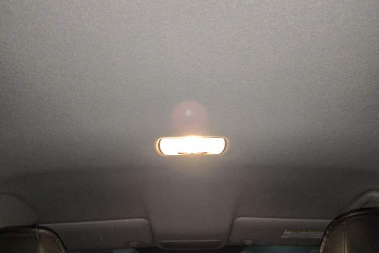 Used Honda Fit 2014 1.5L SE CVT Fashion Model Headliner