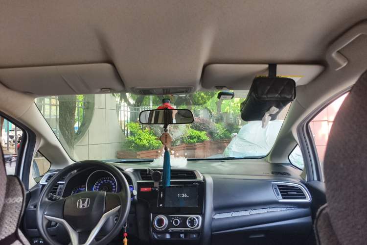 Used Honda Fit 2014 1.5L SE CVT Fashion Model Headliner