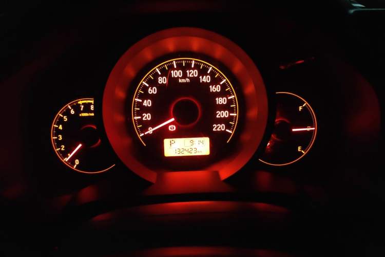 Used Honda Fit 2014 1.5L LX CVT Comfort Model Instrument Cluster