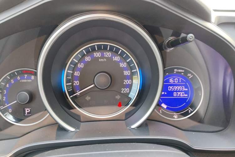 Used Honda Fit 2014 1.5L SE CVT Fashion Model Instrument Cluster