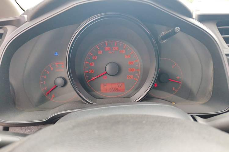 Used Honda Fit 2014 1.5L LX CVT Comfort Model Instrument Cluster