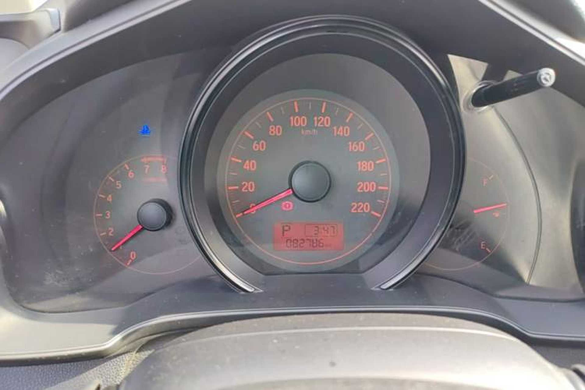 Used Honda Fit 2014 1.5L LX CVT Comfort Model Instrument Cluster
