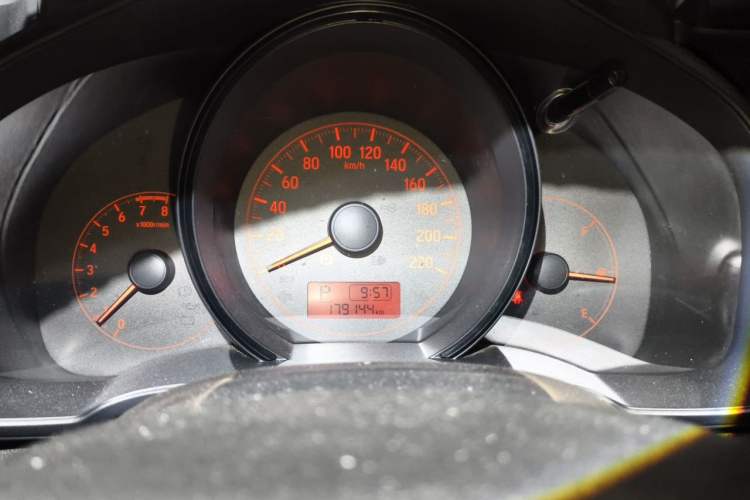 Used Honda Fit 2014 1.5L LX CVT Comfort Model Instrument Cluster