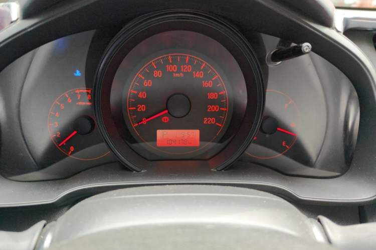 Used Honda Fit 2014 1.5L LX CVT Comfort Model Instrument Cluster