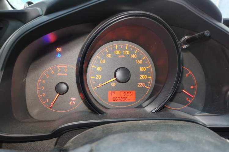 Used Honda Fit 2014 1.5L LX CVT Comfort Model Instrument Cluster