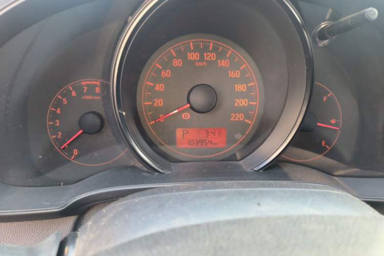 Used Honda Fit 2014 1.5L LX CVT Comfort Model Instrument Cluster