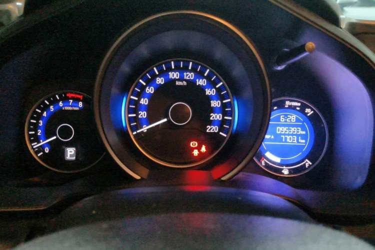 Used Honda Fit 2014 1.5L SE CVT Fashion Model Instrument Cluster