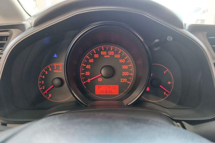 Used Honda Fit 2014 1.5L LX CVT Comfort Model Instrument Cluster