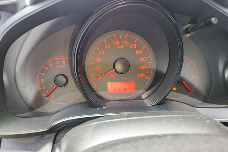 Used Honda Fit 2014 1.5L LX CVT Comfort Model Instrument Cluster
