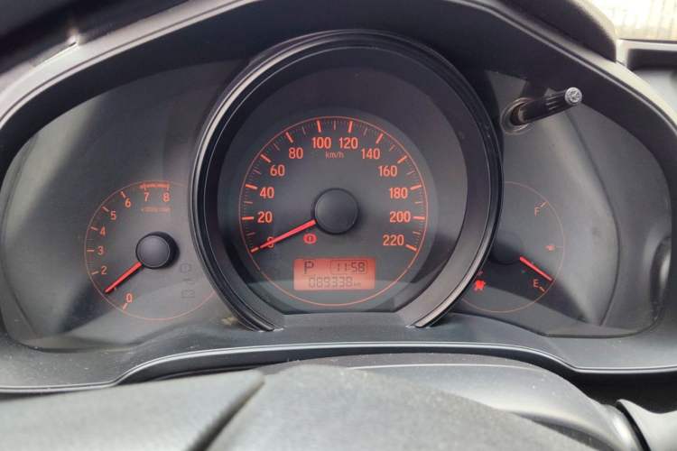 Used Honda Fit 2014 1.5L LX CVT Comfort Model Instrument Cluster