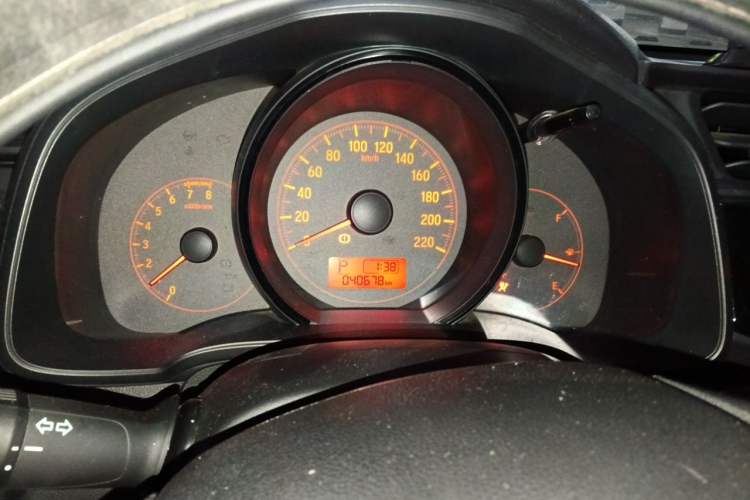 Used Honda Fit 2014 1.5L LX CVT Comfort Model Instrument Cluster