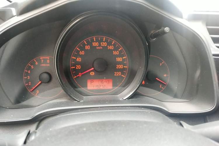 Used Honda Fit 2014 1.5L LX CVT Comfort Model Instrument Cluster
