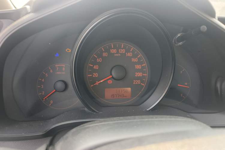 Used Honda Fit 2014 1.5L LX Manual Comfort Model Instrument Cluster