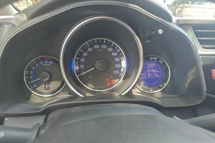 Used Honda Fit 2014 1.5L SE CVT Fashion Model Instrument Cluster