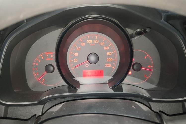 Used Honda Fit 2014 1.5L LX CVT Comfort Model Instrument Cluster