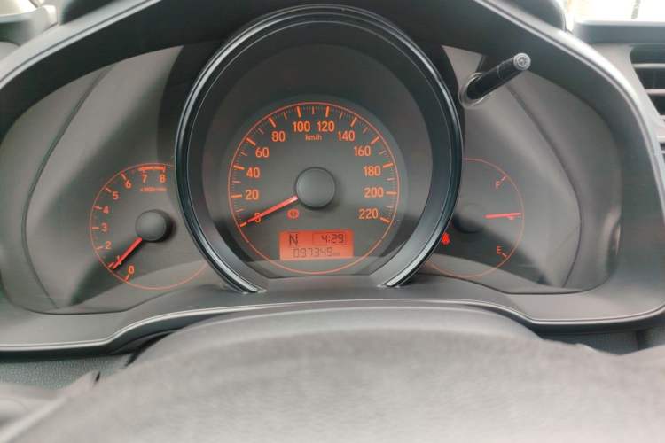 Used Honda Fit 2014 1.5L LX CVT Comfort Model Instrument Cluster