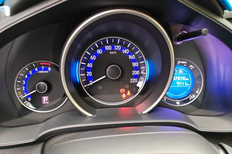 Used Honda Fit 2014 1.5L SE CVT Fashion Model Instrument Cluster