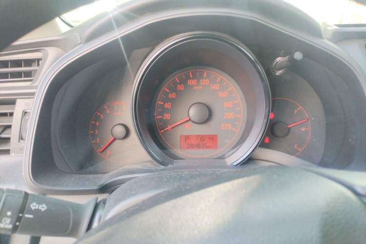 Used Honda Fit 2014 1.5L LX CVT Comfort Model Instrument Cluster
