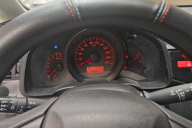 Used Honda Fit 2014 1.5L LX CVT Comfort Model Instrument Cluster