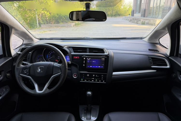 Used Honda Fit 2014 1.5L EXLI CVT Leading Model Interior 2