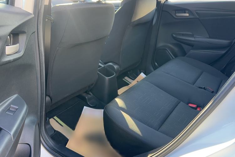 Used Honda Fit 2014 1.5L LX CVT Comfort Model Interior 6