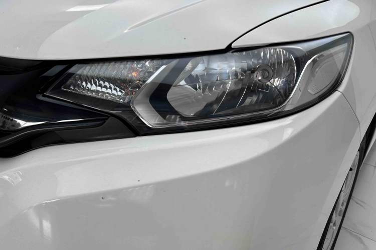 Used Honda Fit 2014 1.5L LX CVT Comfort Model Left Front Headlight