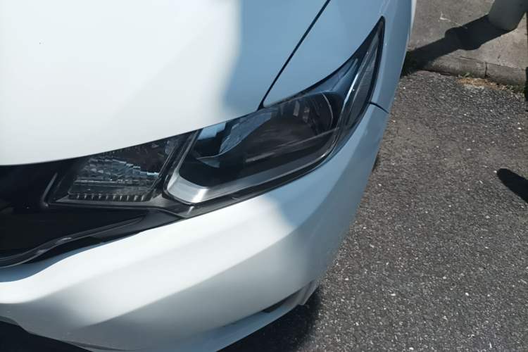 Used Honda Fit 2014 1.5L LX CVT Comfort Model Left Front Headlight