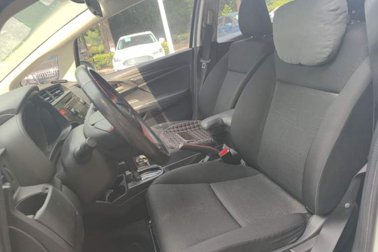 Used Honda Fit 2014 1.5L LX CVT Comfort Model Left Front Seat