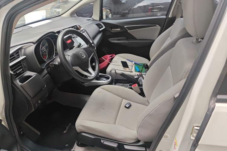 Used Honda Fit 2014 1.5L EX CVT Elite Model Left Front Seat