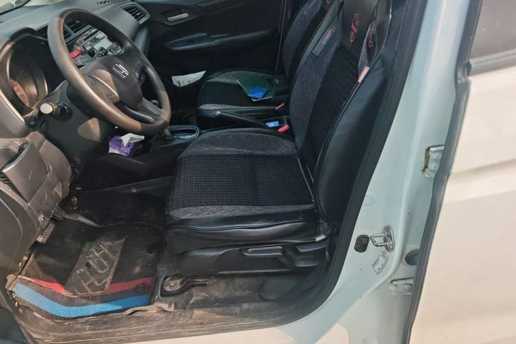 Used Honda Fit 2014 1.5L LX CVT Comfort Model Left Front Seat
